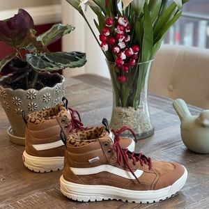 🌺 VANS ULTRA RANGE EXO HI MTE-1 🌺 size 7 🌺 LIKE NEW CONDITION